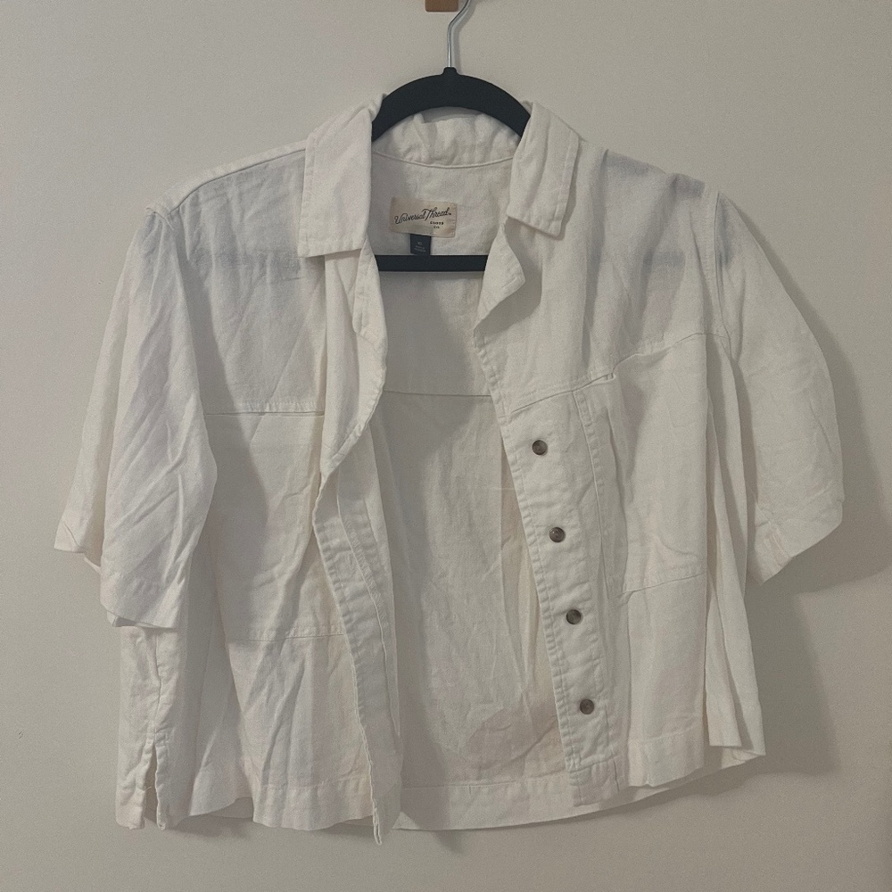 White linen short sleeve shirt by Universal Thread size XS